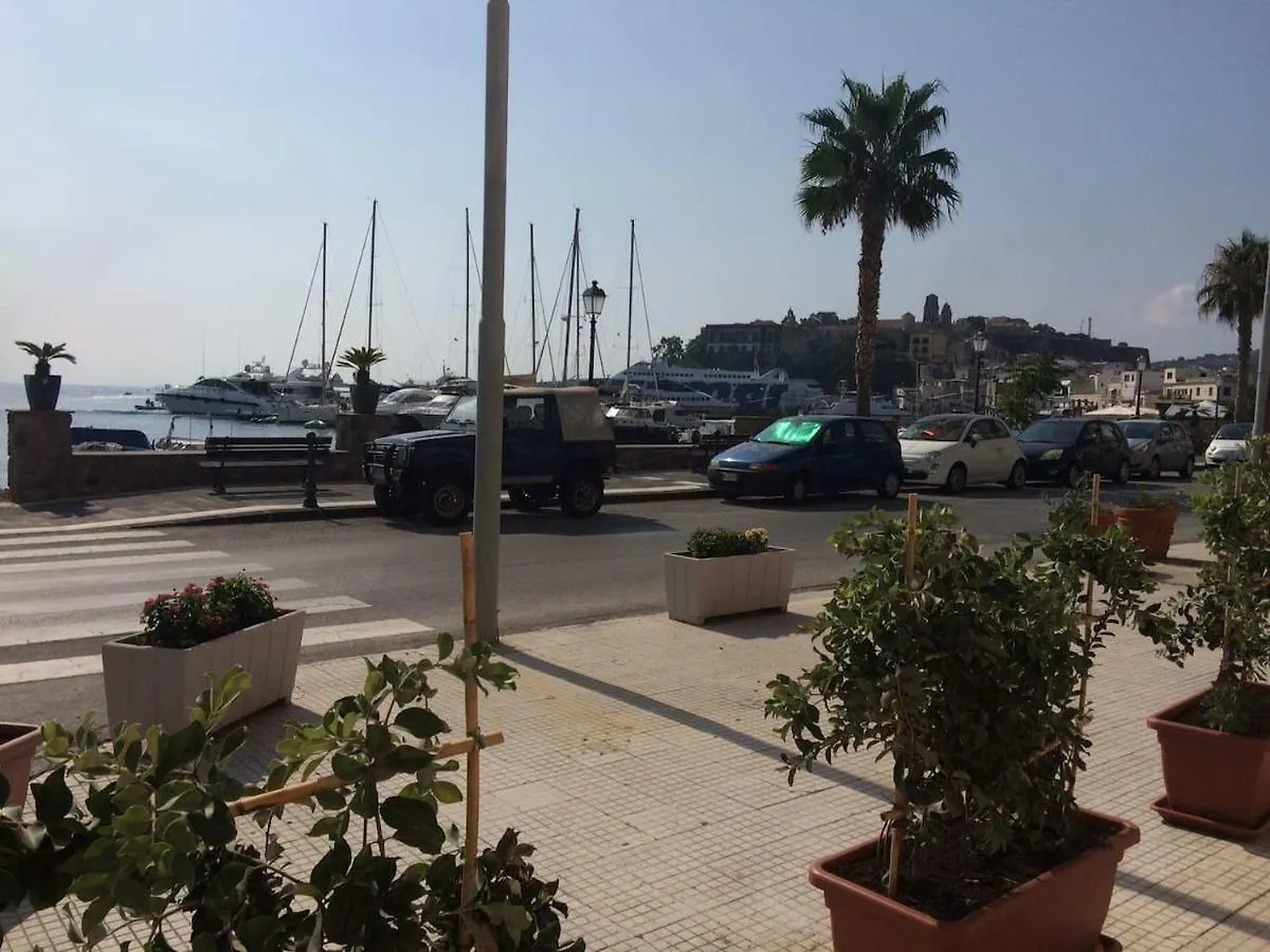Lipari By The Port Apartment